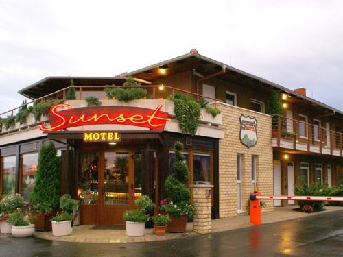 Sunset Motel Szombathely Extérieur photo